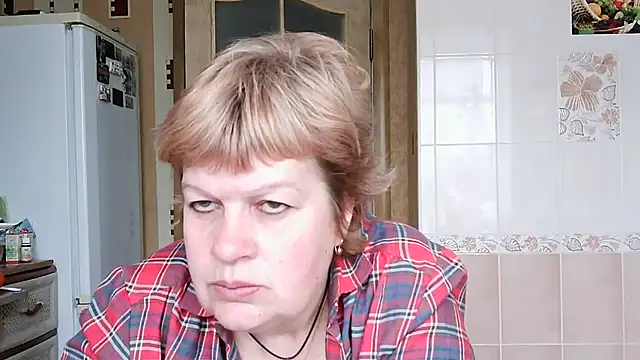 Ettie Tonia online show from March 19, 2025, 9:28 am