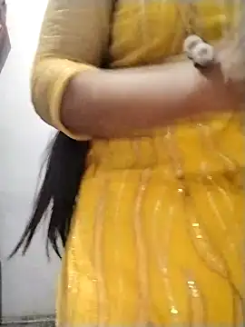 Cute-Ridhima online show from November 30, 2025, 4:38 am