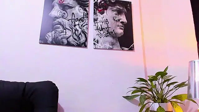 Snapshot of CruzVega chatting on February 18, 2026, 9:11 pm CruzVega online show from February 18, 2026, 9:11 pm