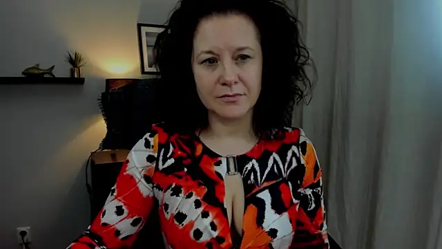 Snapshot of OLIVIA_lux chatting on January 28, 2025, 3:57 pm OLIVIA lux online show from January 28, 2025, 3:57 pm