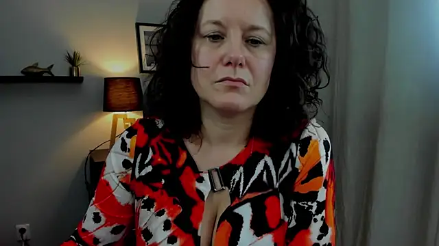 Snapshot of OLIVIA_lux chatting on January 28, 2025, 7:00 pm OLIVIA lux online show from January 28, 2025, 7:00 pm