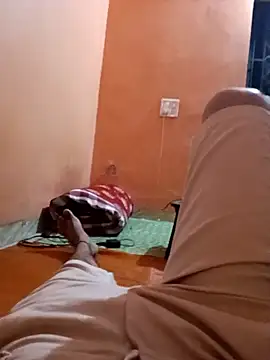 Snapshot of 1010SumiT chatting on January 8, 2026, 1:35 pm 1010SumiT online show from January 8, 2026, 1:35 pm