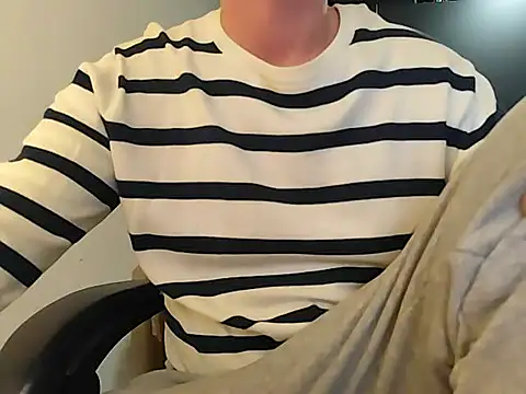 Snapshot of jayb0y61 chatting on November 23, 2025, 1:27 am jayb0y61 online show from November 23, 2025, 1:27 am