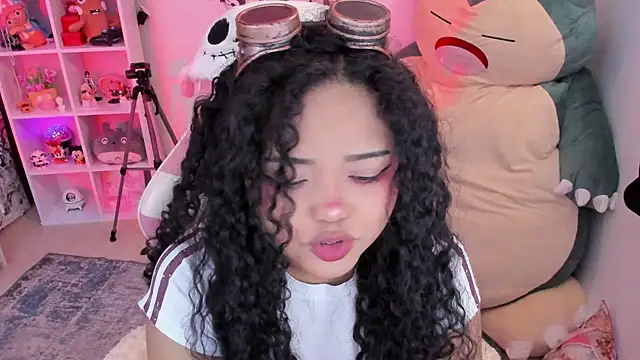 Snapshot of anyburkee chatting on December 19, 2025, 3:13 am anyburkee online show from December 19, 2025, 3:13 am