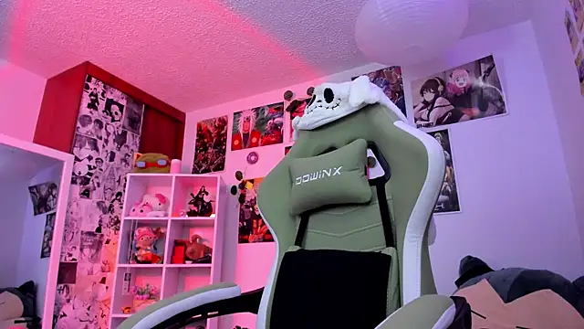 Snapshot of anyburkee chatting on January 15, 2026, 5:23 am anyburkee online show from January 15, 2026, 5:23 am