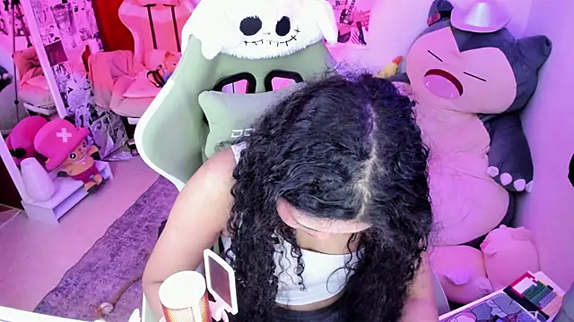 Snapshot of anyburkee chatting on February 6, 2026, 5:23 am anyburkee online show from February 6, 2026, 5:23 am