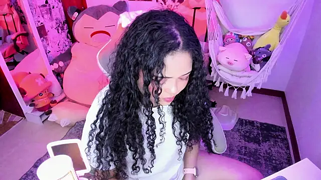 Snapshot of anyburkee chatting on February 18, 2026, 5:36 am anyburkee online show from February 18, 2026, 5:36 am