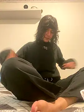 Snapshot of magalunabb chatting on October 9, 2025, 7:01 pm magalunabb online show from October 9, 2025, 7:01 pm