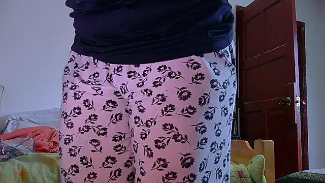 Miss oliviaa online show from February 23, 2025, 7:07 pm