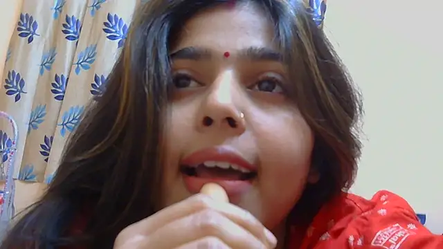 Snapshot of Sweet-Rani chatting on April 5, 2026, 7:11 pm Sweet-Rani online show from April 5, 2026, 7:11 pm