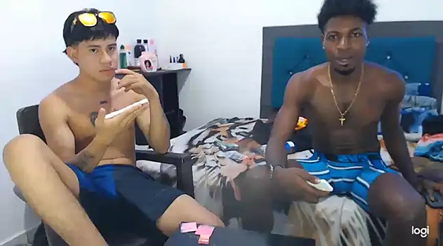 Snapshot of logannth chatting on March 9, 2025, 12:00 am logannth online show from March 9, 2025, 12:00 am