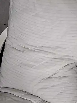 fofinhaa12 online show from February 11, 2025, 1:52 am