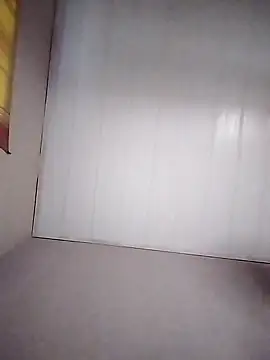 fofinhaa12 online show from March 18, 2025, 7:53 pm