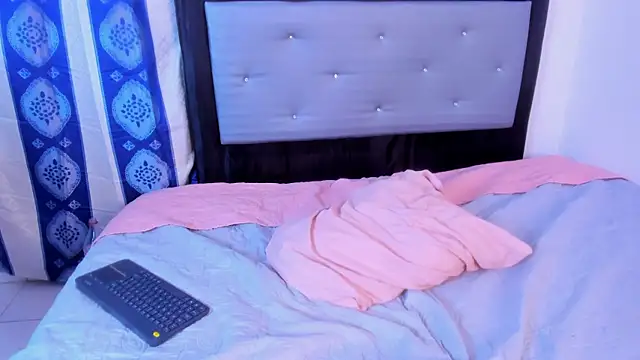 Johhan  Lee online show from January 9, 2025, 5:02 am