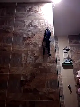 Snapshot of MirandaSoto chatting on February 5, 2025, 12:27 pm MirandaSoto online show from February 5, 2025, 12:27 pm