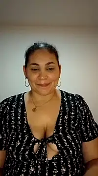 Snapshot of MirandaSoto chatting on February 27, 2025, 7:26 pm MirandaSoto online show from February 27, 2025, 7:26 pm