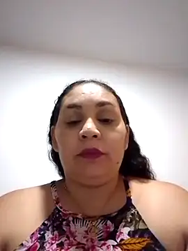 Snapshot of MirandaSoto chatting on March 3, 2025, 12:05 pm MirandaSoto online show from March 3, 2025, 12:05 pm