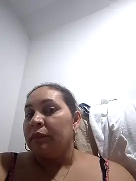 Snapshot of MirandaSoto chatting on March 13, 2025, 3:22 am MirandaSoto online show from March 13, 2025, 3:22 am