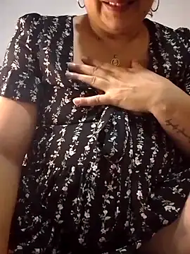 Snapshot of MirandaSoto chatting on March 14, 2025, 3:36 pm MirandaSoto online show from March 14, 2025, 3:36 pm