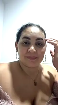 Snapshot of MirandaSoto chatting on March 16, 2025, 7:59 am MirandaSoto online show from March 16, 2025, 7:59 am