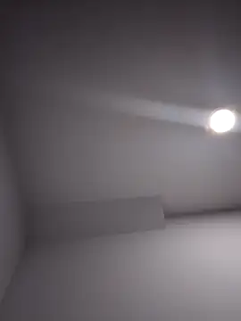 Snapshot of MirandaSoto chatting on March 17, 2025, 3:25 am MirandaSoto online show from March 17, 2025, 3:25 am