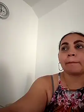 Snapshot of MirandaSoto chatting on March 22, 2025, 7:53 pm MirandaSoto online show from March 22, 2025, 7:53 pm