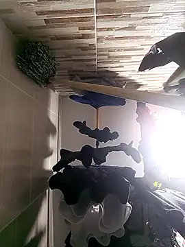 Snapshot of MirandaSoto chatting on September 21, 2025, 4:03 am MirandaSoto online show from September 21, 2025, 4:03 am