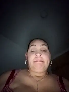 Snapshot of MirandaSoto chatting on November 7, 2025, 11:38 pm MirandaSoto online show from November 7, 2025, 11:38 pm