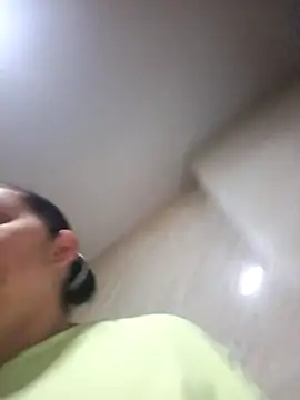 Snapshot of MirandaSoto chatting on November 9, 2025, 7:56 pm MirandaSoto online show from November 9, 2025, 7:56 pm