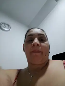 Snapshot of MirandaSoto chatting on November 12, 2025, 3:51 am MirandaSoto online show from November 12, 2025, 3:51 am