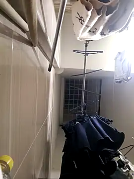 Snapshot of MirandaSoto chatting on November 21, 2025, 11:14 pm MirandaSoto online show from November 21, 2025, 11:14 pm