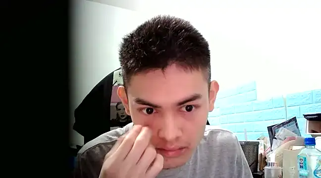 thisisbook 223 online show from February 14, 2025, 3:58 pm