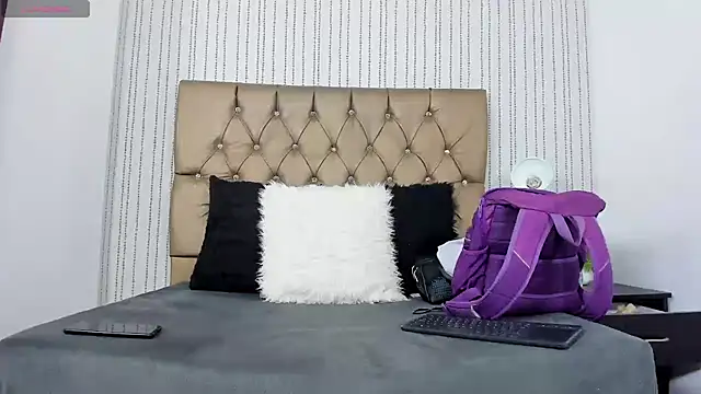 Snapshot of veneno_hot chatting on February 7, 2025, 1:32 pm veneno hot online show from February 7, 2025, 1:32 pm