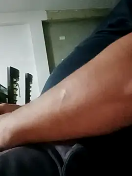 luchoarr online show from October 18, 2025, 3:09 am