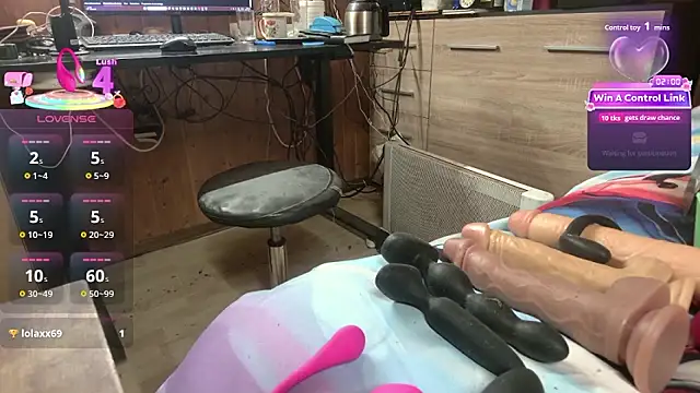 misteryman1956 online show from December 13, 2025, 7:53 pm