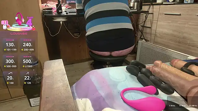 misteryman1956 online show from December 19, 2025, 10:44 am