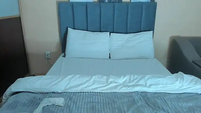 Mimi Mira online show from December 9, 2024, 12:08 pm