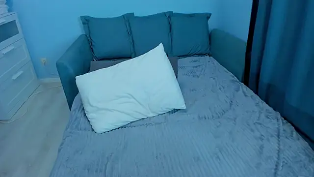 Mimi Mira online show from February 13, 2025, 2:52 pm