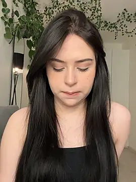  SweetCandyy online show from February 18, 2025, 9:31 pm