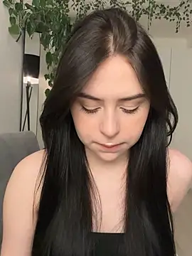  SweetCandyy online show from March 6, 2025, 8:27 pm