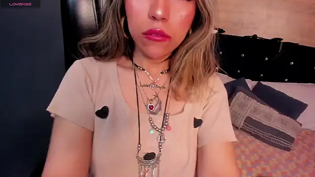 delilah fix online show from January 26, 2025, 4:41 am