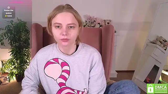 MirraBellanta online show from April 12, 2026, 10:48 pm