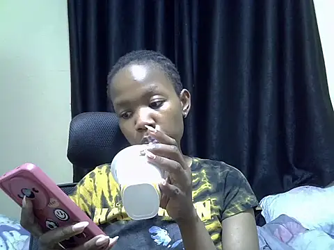 Horny-slut  online show from September 9, 2025, 10:09 pm