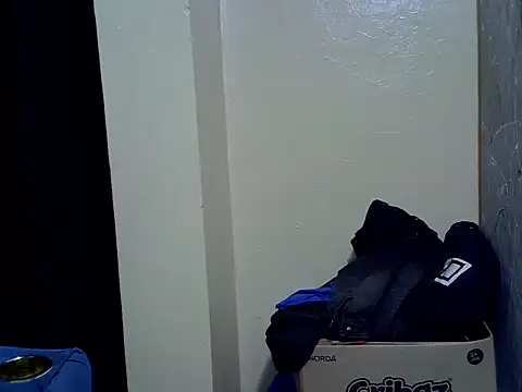 Snapshot of Horny-slut_ chatting on January 13, 2026, 2:55 pm Horny-slut online show from January 13, 2026, 2:55 pm