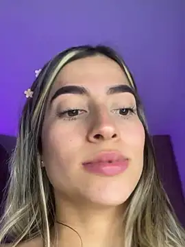 Issabela G1 online show from December 6, 2024, 7:32 am