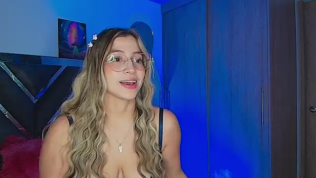 Issabela G1 online show from November 30, 2025, 12:47 am