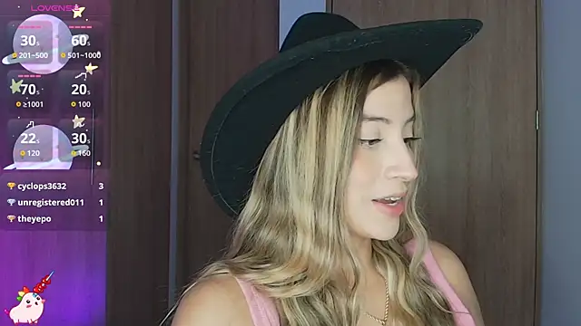 Snapshot of Issabela_G1 chatting on January 9, 2026, 5:10 am Issabela G1 online show from January 9, 2026, 5:10 am