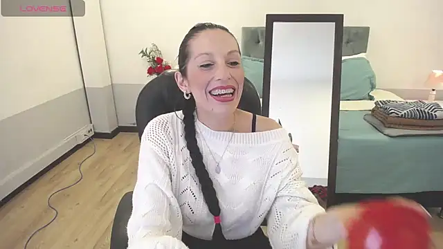 Snapshot of Nami_sunny chatting on February 9, 2025, 9:49 pm Nami sunny online show from February 9, 2025, 9:49 pm