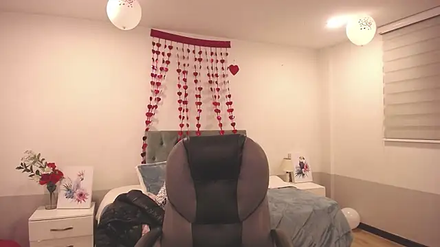 Snapshot of Nami_sunny chatting on February 16, 2025, 10:32 pm Nami sunny online show from February 16, 2025, 10:32 pm