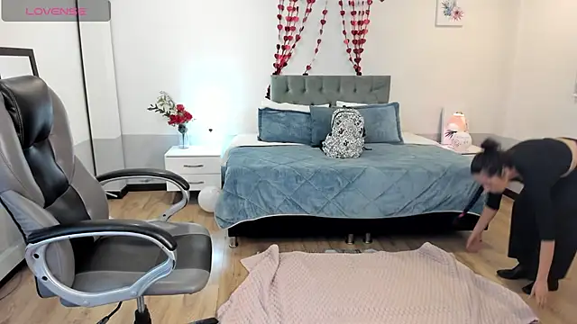 Snapshot of Nami_sunny chatting on February 20, 2025, 5:44 am Nami sunny online show from February 20, 2025, 5:44 am